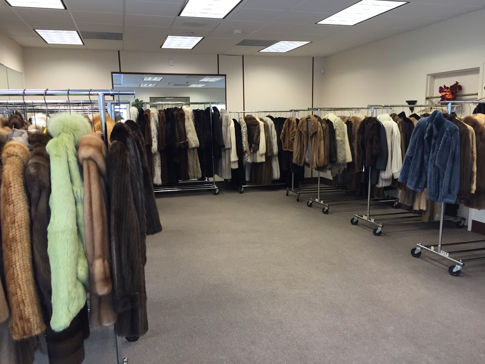 Kirschner Furs Savannah, GA Used Furs & Consignment
